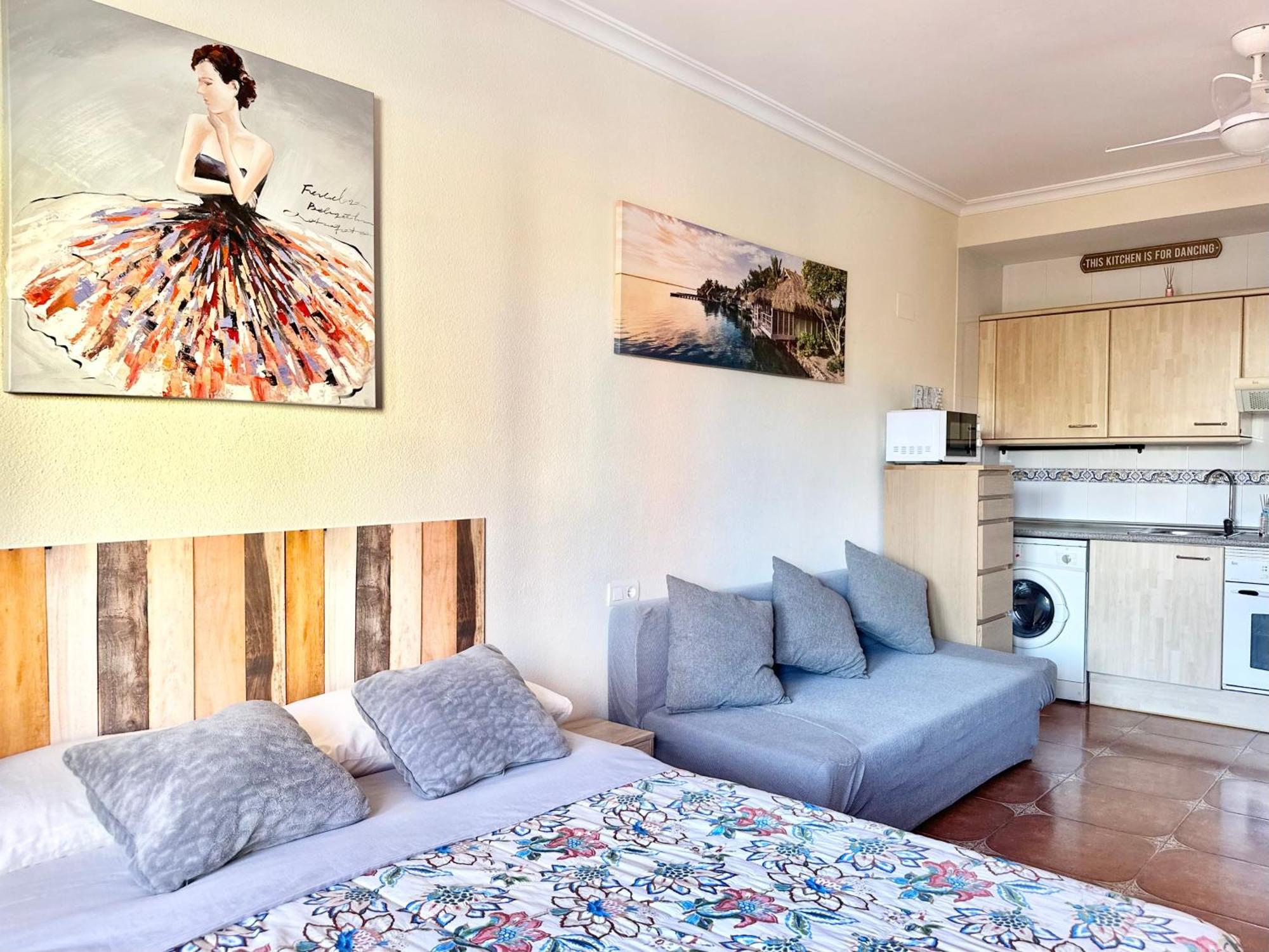 Costa Del Sol Seaside Studio - 5 Mins From Beach Fuengirola Dış mekan fotoğraf